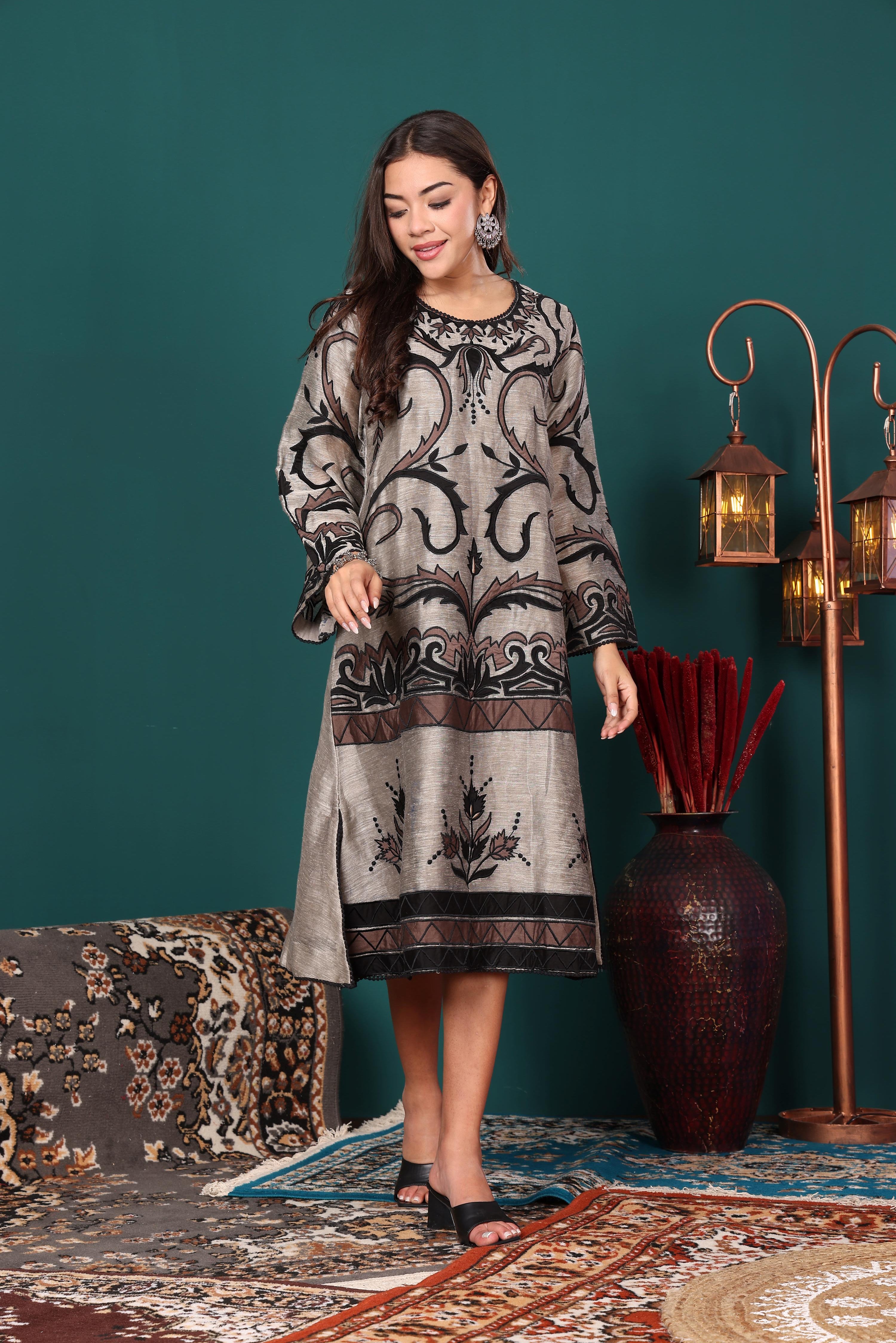 Banmill Shadow Dress